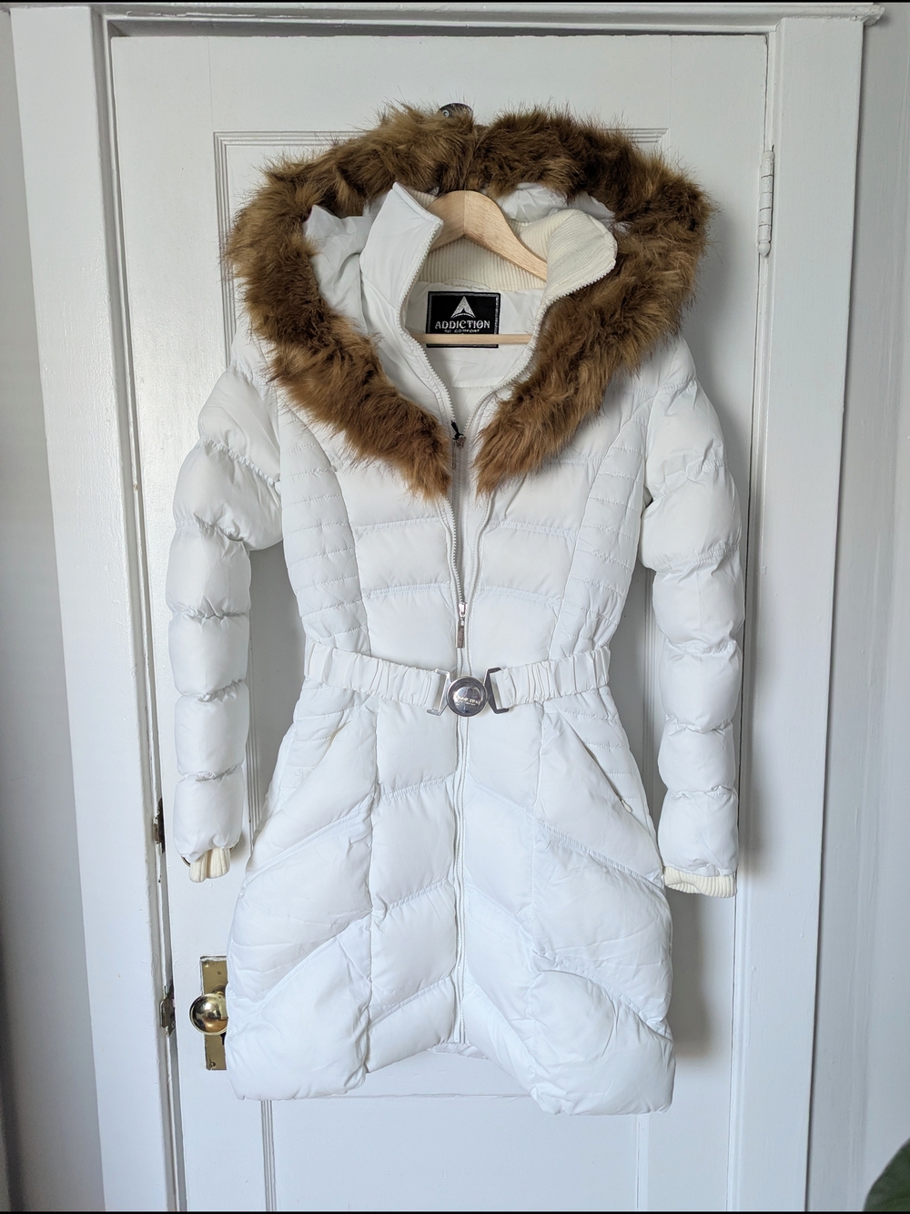 Addiction White Faux-Fur Trim Quilted Puff Coat